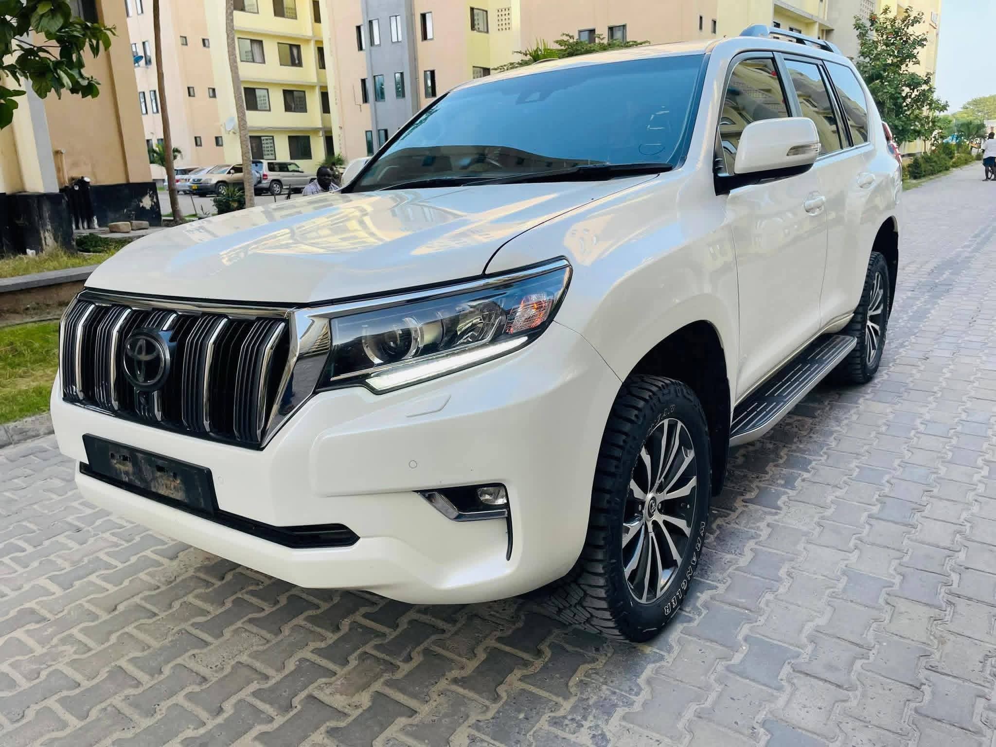 Prado j130 Toyota - view 2